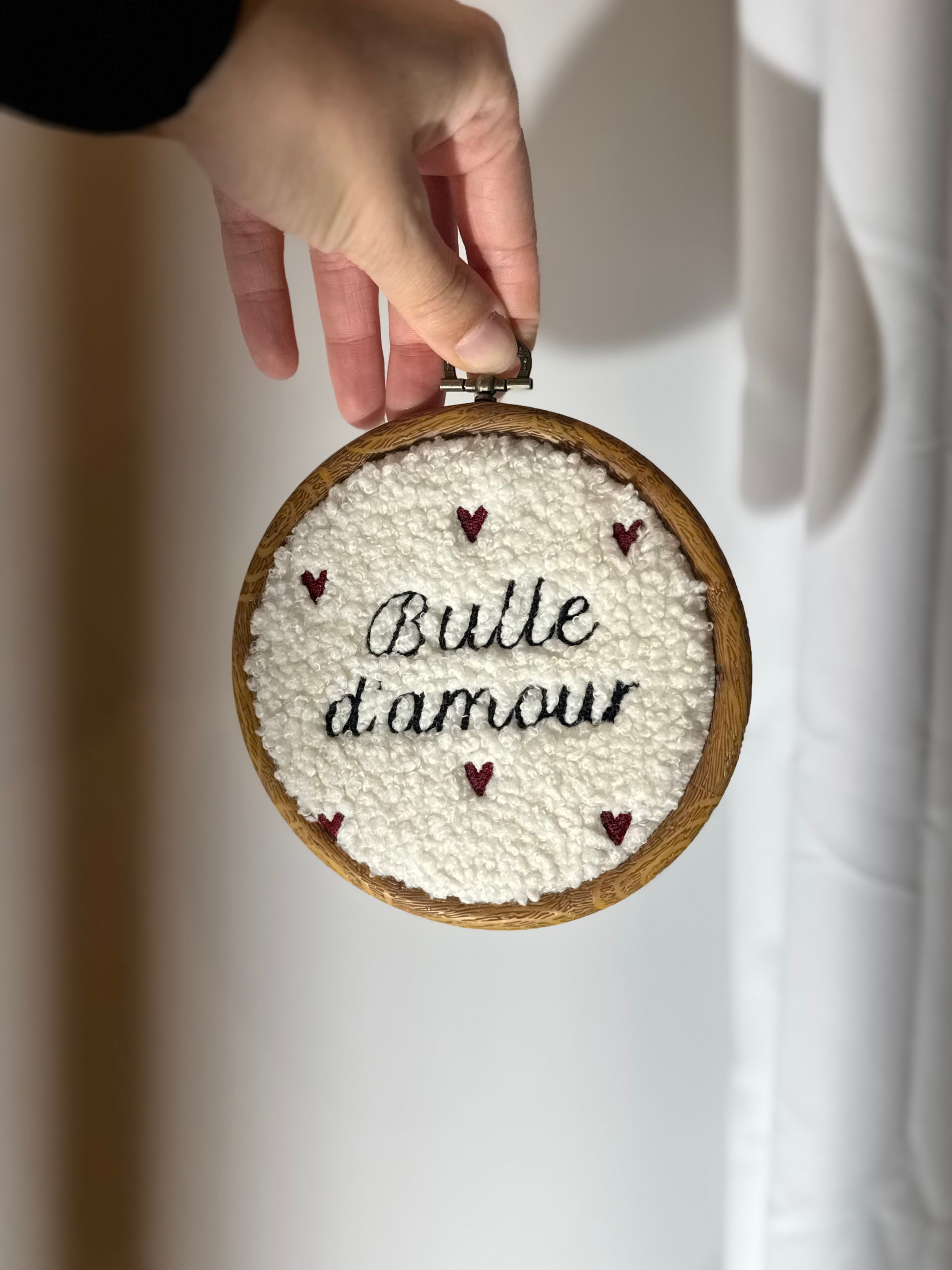 Cadre brodé - Bulle d’amour ❤️